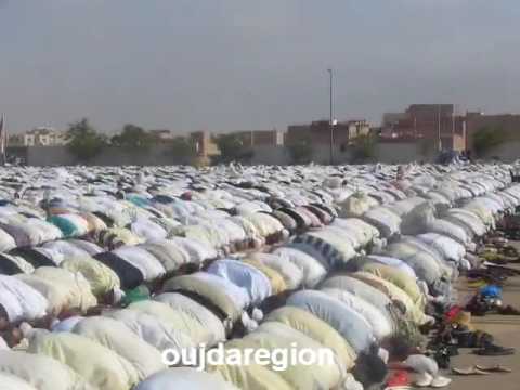 فيديو وصور…وجدة:والي جهة الشرق يؤدي صلاة العيد بمصلى سيدي يحي