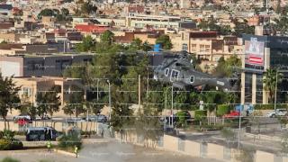 عاجل شاهدوا مروحية الدرك الملكي تحط بوجدة لنقل احد المتظاهرين إلى المستشفى العسكري بالرياط