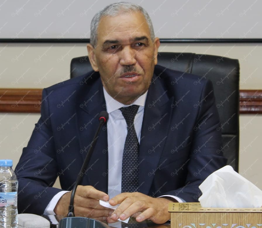 الوالي العطفاوي يتراس بوجدة اشغال المجلس الاداري لشركة الماء والكهرباء لجهة الشرق الوالي العطفاوي يتراس بوجدة اشغال المجلس الاداري لشركة الماء والكهرباء لجهة الشرق