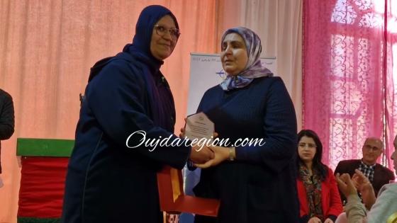 لحظات مؤثرة..فدرالية القصور الكلوي بجهة الشرق تكرم رجالات البر والاحسان