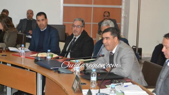 زمزمي المدير الجهوي للتجهيز يعلن قرب إعادة هيكلة سد كنفوذة جرادة جوابا على رئيس سؤال رئيس لمهاية