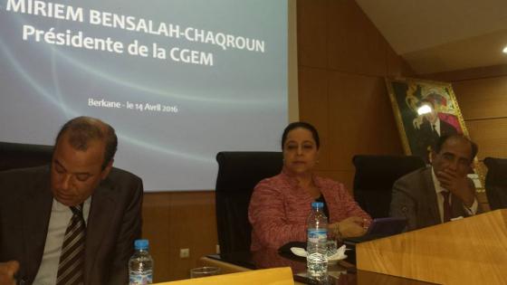 فيديو وصور…جهة الشرق:نزولا عند رغبة الفاعلين الاقتصاديين،بن صالح تستضيف المدير العام للضرائب