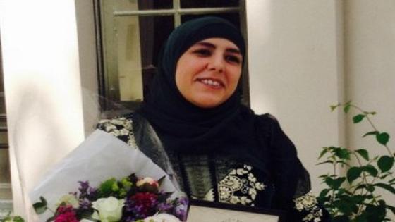 طالبة مغربية تحصل على “جائزة المعرفة” بالنرويج