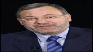 الشرطة تعتقل الصحفي البارز احمد منصور
