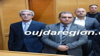 رئيس ابتدائية وجدة ووكيل الملك بها يقدمان التعازي لعائلة فراجي