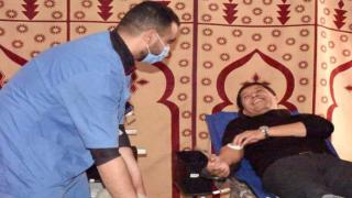 بادرة انسانية…بيوي يشارك في حملة التبرع بالدم