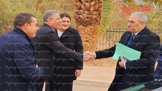 الوالي العطفاوي يفاجىء ساكنة النعيمة بزيارة مفاجئة