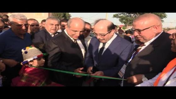 فيديو..ادريس بوجوالة،الكاتب العام للناظور ورئيس بلدية زايو يفتتحون المعرض الوطني للصناعة التقليدية