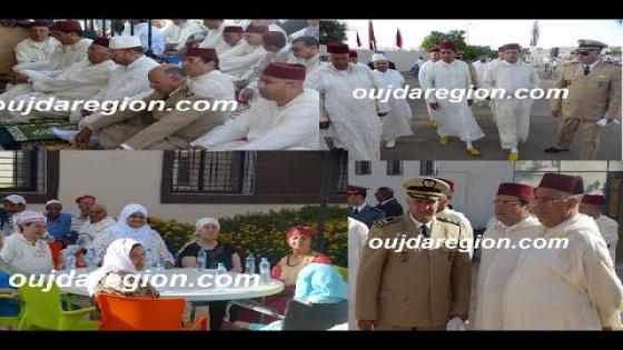 شاهدوا….والي جهة الشرق يؤدي صلاة عيد الأضحى ويتقاسم الفرحة مع المسنين