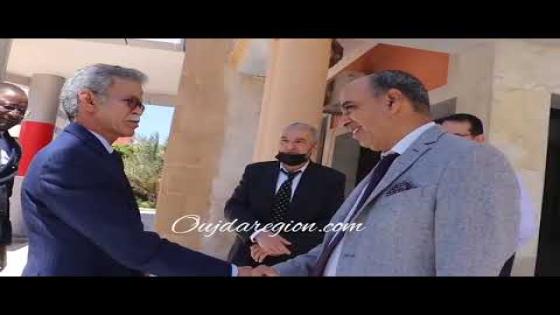 شاهد دعم كبير للصحراوي حبوها عامل بركان للاسبوع الافريقي بساحة جلالة الملك محمد السادس