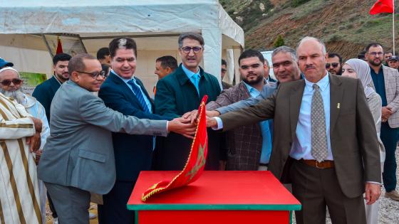 فريندو عامل إقليم الدريوش يعطي إنطلاقة إنجاز مشاريع تنموية وطرقية بعدة جماعات احتفاء بعيد الإستقلال المجيد