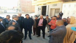 صور..بيوي ينصت لساكنة كولوش في زيارة ميدانية