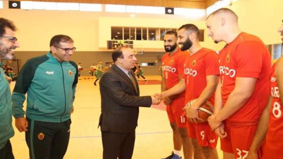 الوزير عبيابة يشارك المنتخب المغربي لكرة السلة معسكرهم التدريبي