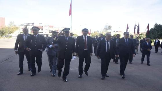 بحضور بيوي..الوالي الجامعي يترأس تحية العلم في ذكرى عيد الاستقلال