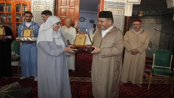 العلامة بنحمزة كرم الحافظين لكتاب الله العزيز