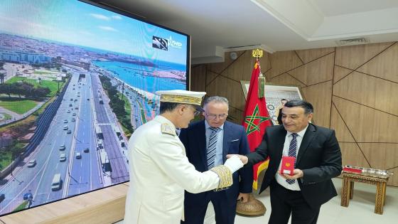 الشعراني عامل إقليم الناظور يترأس حفل الإنصات للخطاب الملكي بمناسبة عيد العرش ويوشح المنعم عليهم باوسمة ملكية
