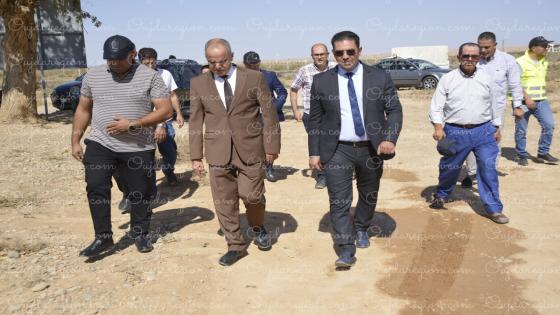 بوعرورو رئيس الجهة فجرسيف رفقة العامل الحتاش لتفقد أوراش ثقافية وتجارية