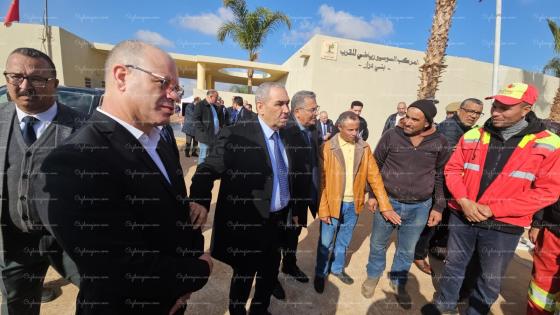 الوالي العطفاوي يحل ببني درار الحدودية حل مشاكل عمال النظافة وشدد على جعلها مدينة نموذجية تجاريا