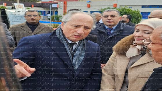 شاهدوا بوجدة برادة وزير التعليم يفاجىء اعدادية الرياض بزيارة ووجه تعليمات لتكون كل المرافق في المستوى العالي من التجهيزات