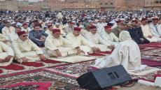 بوسيف عامل تاوريرت يتراس صلاة عيد الفطر المبارك