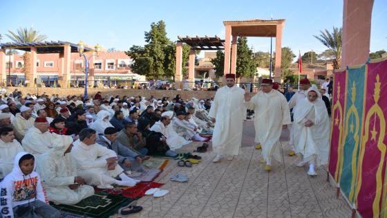 بلقايد عامل جرادة يؤدي مع الساكنة صلاة عيد الفطر المبارك