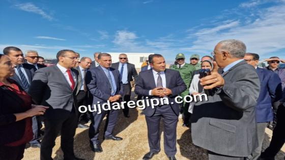 صوت وصور جرسيف..رئيس العمران يتفقد رفقة والي الجهة وعامل الاقليم ورش اعادة ايواء ساكنة حمرية