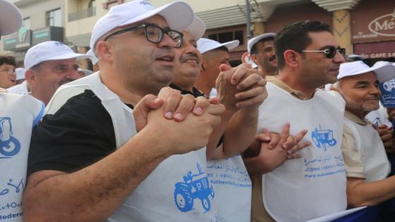 الصغير يقود مسيرة حاشدة لصالح شريكه عبدالقادر الشايب
