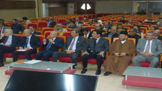 فيديو وصور…الوالي مهيدية والادريسي يفتتحان النسخة الأولى من “ملتقيات الشرق”