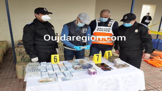 شاهدوا بالصوت والصور..تفاصيل توقيف عصابة الاتجار الدولي في المخدرات بالناظور