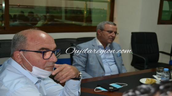 الاحرار بجهة الشرق يلتزم بالصراحة والوضوح و يشيد بدينامية اخنوش