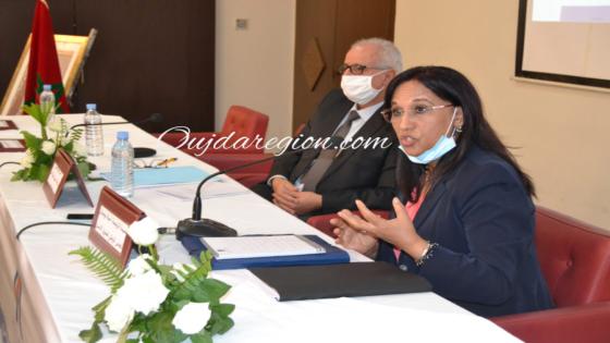شاهد بوجدة..بوعياش تنصب رئيس واعضاء اللجنة الجهوية لحقوق الانسان وتدعوهم للتقرب من الساكنة