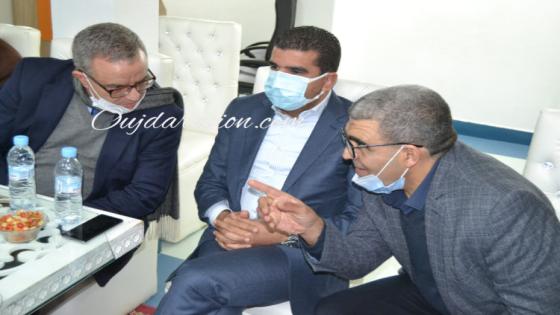 شاهد…الاحرار بوجدة يفتح مقرا جديدا بقلب المدينة
