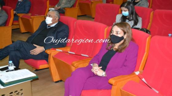 شاهدوا بوجدة..مشاورات لاحياء شارع بطل التحرير والاستقلال