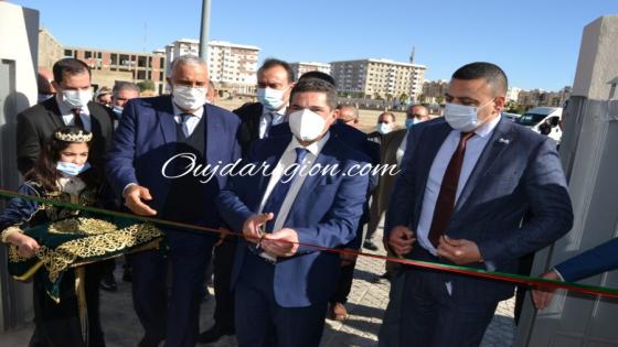 شاهد بوجدة..الوزير امزازي والوالي الجامعي يطلقان تشييد اعدادية الكركرات ومؤسسات تعليمية جديدة