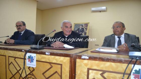 صوت وصور..وجدة:الغرفة التجارية تعقد لقاء مع المدير الجهوي الجديد للضرائب