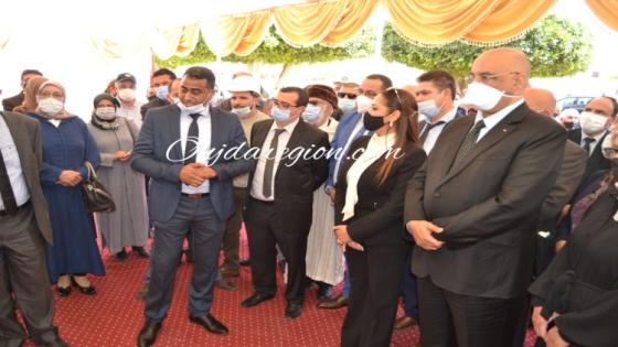 بوشارب وزيرة الاسكان تتفقد رفقة العامل رشدي ورش تاهيل الدريوش وميضار وبن الطيب