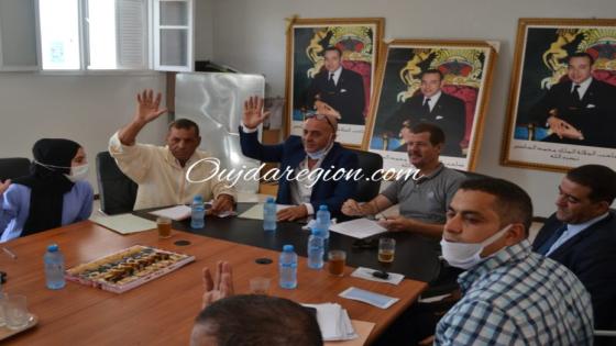 صوت وصور..انتخاب علاوي بالاجماع على راس المجلس البلدي لاكليم