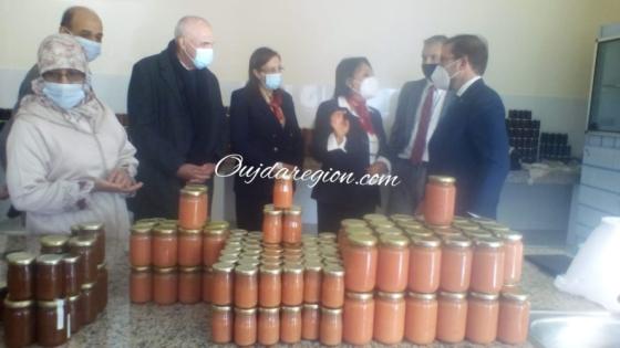 مداغ..القائم باعمال السفارة الامريكية يحل ضيفا على جمعية امي في وحدتها الانتاجية