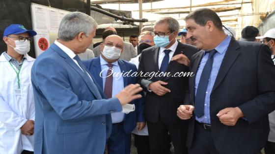 رفقة عامل الناظور..وزير الفلاحة صديقي يشجع المستثمرين الاسبان ويتفقد مزرعة للاعشاب الطبية توفر المئات من مناصب الشغل