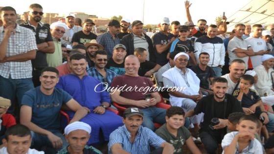 شاهد..وعدة بني درار الاكثر حضورا وتنظيما بمشاركة أكثر من 60 فرقة