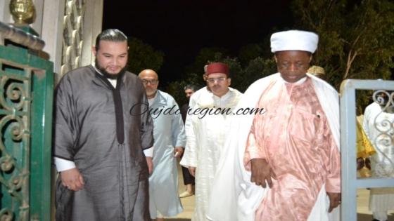 صوت وصور..شيخ القادرية بنجيريا يترحم على محدد السلوك الصوفي حمزة ابن العباس ويشارك في حلقات الذكر