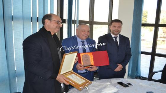 جرادة تكرم الدكتور عبدالقادر بنته المندوب السابق للصحة