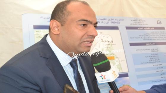 تدخلات وزارة التجهيز بعمالة وجدة المدير الإقليمي بالعوفي يجيب عن تساؤلات الساكنة