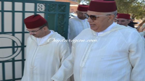 الوالي الجامعي يترأس صلاة عيد الفطر بمصلى سيدي يحي بوجدة