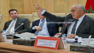 شاهد…الوالي الجامعي يوقف المغالطات بخصوص الشركة الجهوية للماء والكهرباء ويكشف ثقلها في تجويد الخدمات بجهة الشرق