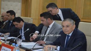 صوت وصور..بوعرورو رئيس مجلس جهة الشرق يترأس أشغال الدورة الإستثنائية ويستهل بالتنويه بمبادرات الوالي الخطيب الهبيل