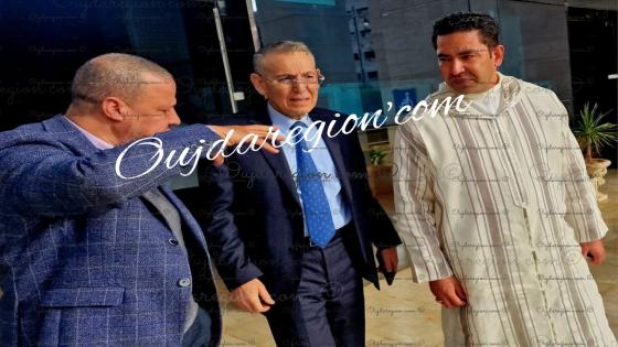 عاجل بوجدة..الوالي خطيب الهبيل يمنع SRM من فتح اوراش بعد تأهيل الشوارع والازقة