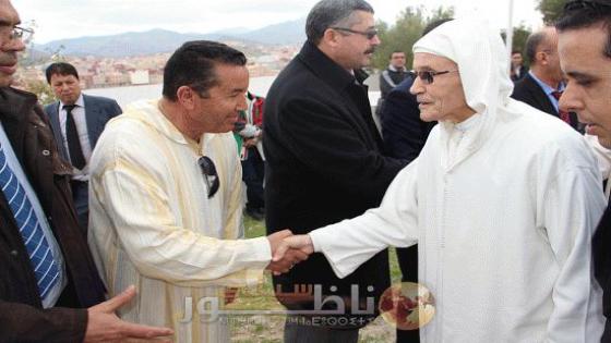 لجنة ملكية تسلم هبة ملكيةً لشرفاء زاوية الشريف محمد أمزيان بأزغنغان