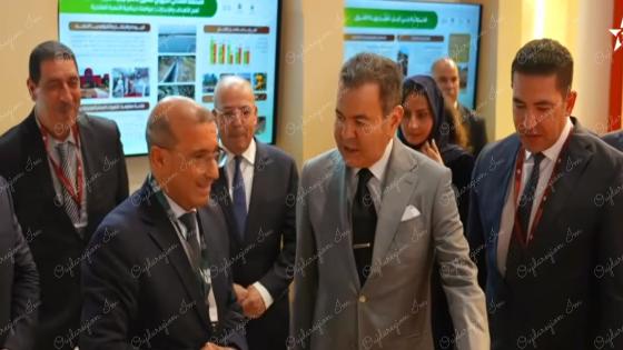 شاهدوا صاحب السمو الملكي الامير مولاي رشيد برواق جهة الشرق