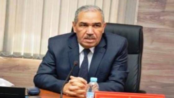 في بادرة استحسنها الجميع.الوالي العطفاوي يتراس شخصيا لقاء مع نقابات الطاكسيات